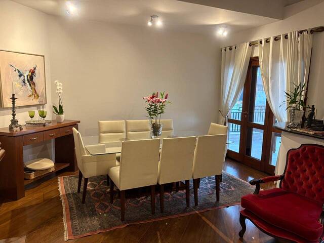 #1616 - Casa para Venda em Santana de Parnaíba - SP