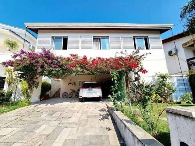 #1641 - Casa para Venda em Santana de Parnaíba - SP