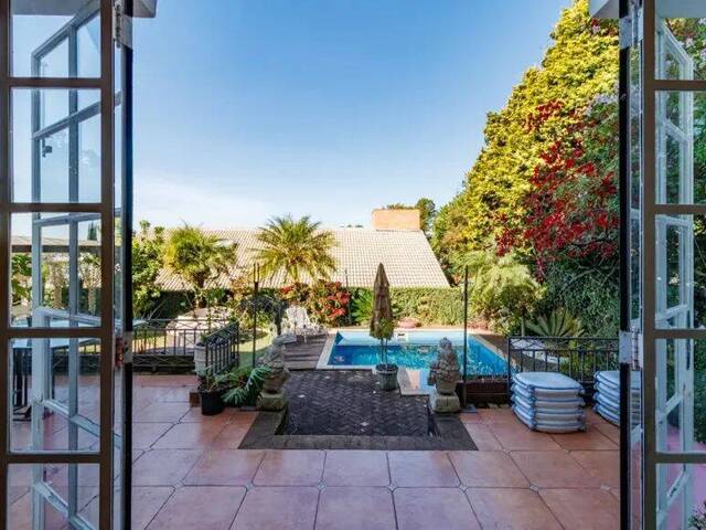 Casa para Venda em Santana de Parnaíba - 4