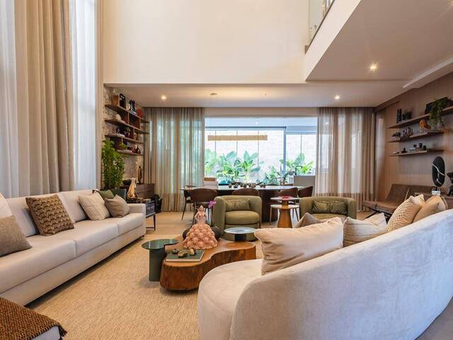 Casa para Venda em Santana de Parnaíba - 4