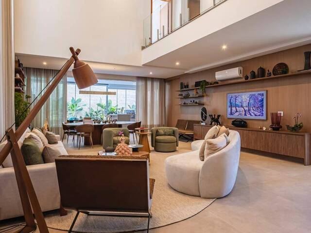 Casa para Venda em Santana de Parnaíba - 3