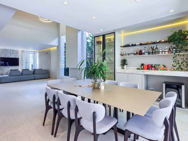 #1701 - Casa para Venda em Santana de Parnaíba - SP