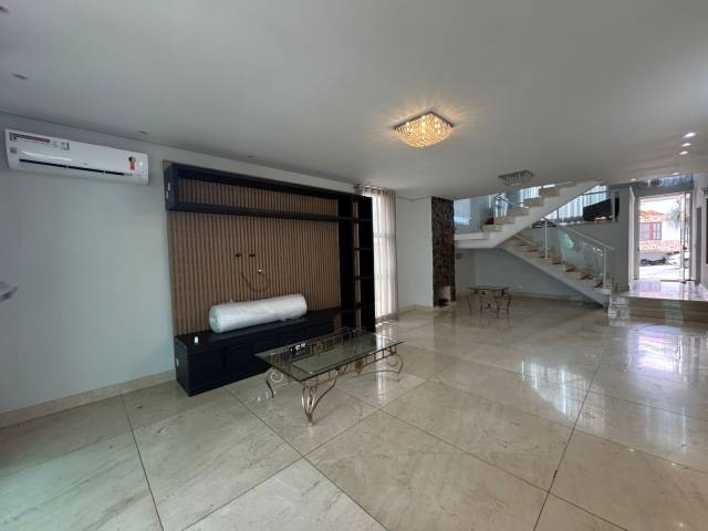 Casa para Locação em Santana de Parnaíba - 4