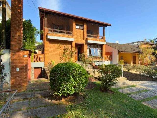 #1707 - Casa para Venda em Santana de Parnaíba - SP