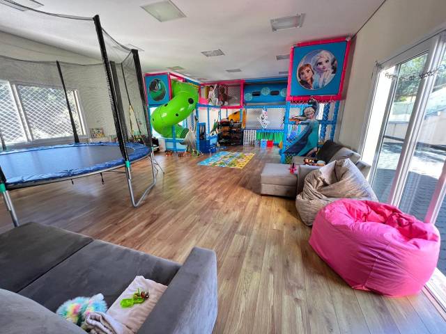 #1749 - Casa para Locação em Barueri - SP