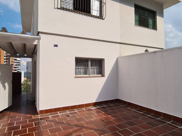 #1775 - Casa para Locação em São Paulo - SP