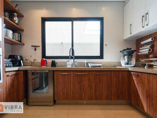 #1800 - Casa para Venda em Santana de Parnaíba - SP