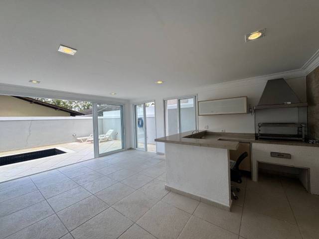 #1807 - Casa para Locação em Santana de Parnaíba - SP