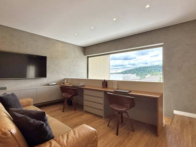 Casa para Venda em Santana de Parnaíba - 5