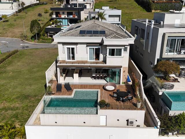 Casa para Venda em Santana de Parnaíba - 3