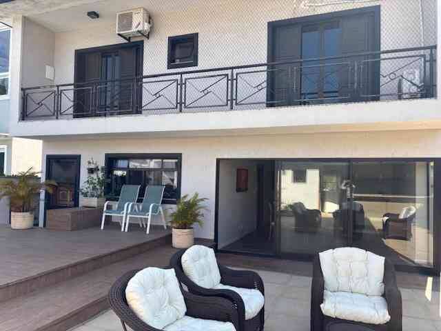 Casa para Venda em Santana de Parnaíba - 5