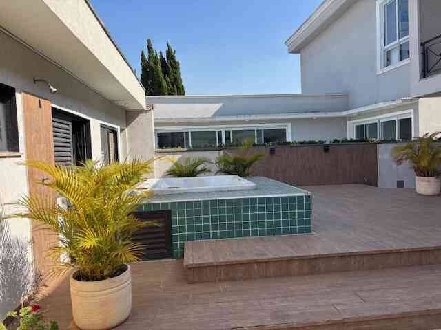 Casa para Venda em Santana de Parnaíba - 4