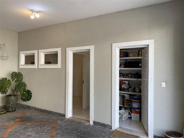 Casa para Venda em Santana de Parnaíba - 3