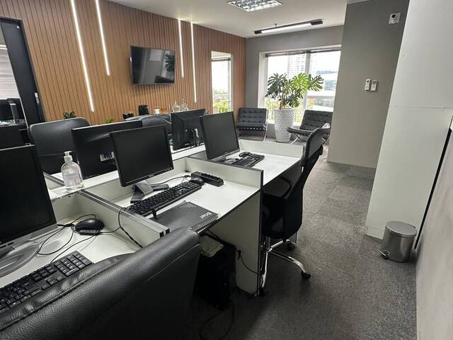 Sala para Venda em Barueri - 3