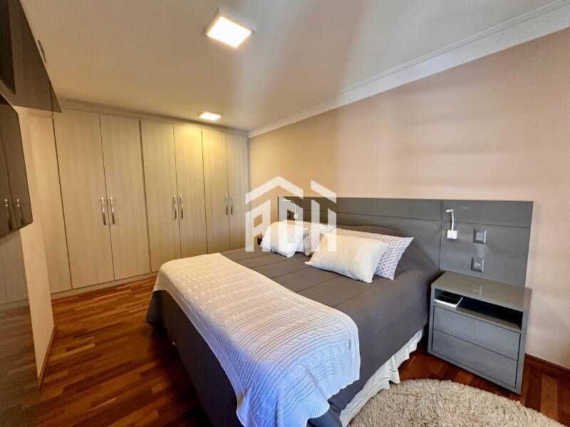 Apartamento à venda com 3 quartos, 200m² - Foto 9