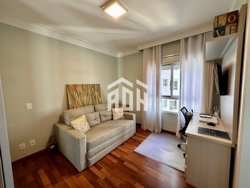 Apartamento à venda com 3 quartos, 200m² - Foto 11